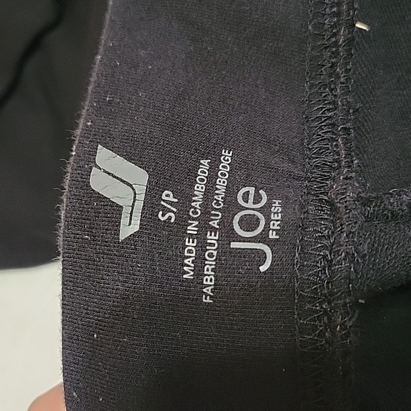 Joe Fresh black flared leggings women's small - Picture 6 of 7